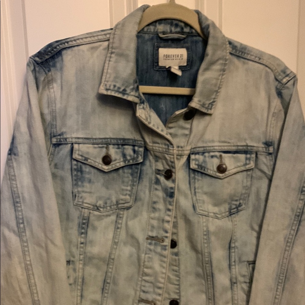 Forever 21 Blue Premium Denim Jacket Size Small - Picture 2 of 6